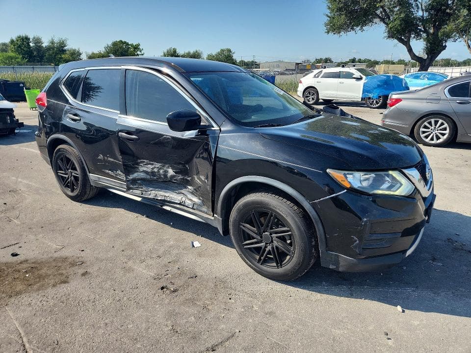 2017 NISSAN ROGUE S 4
