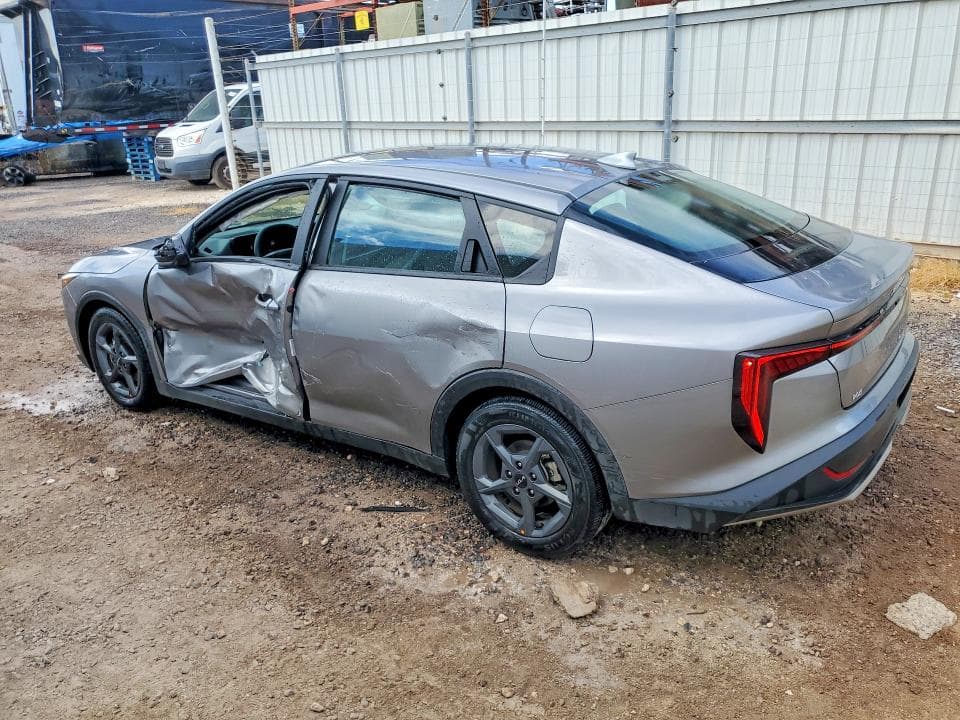 2025 KIA K4 LXS 2