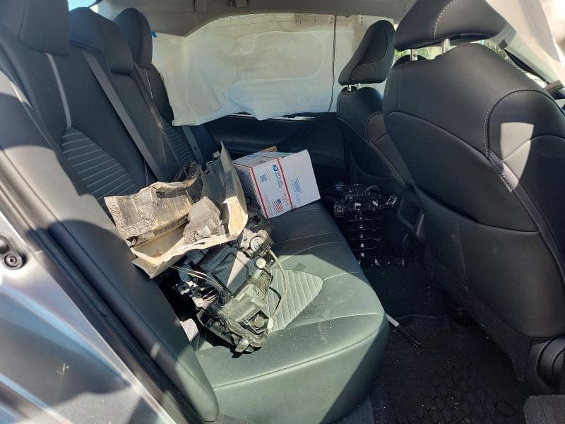 2023 TOYOTA CAMRY SE 10