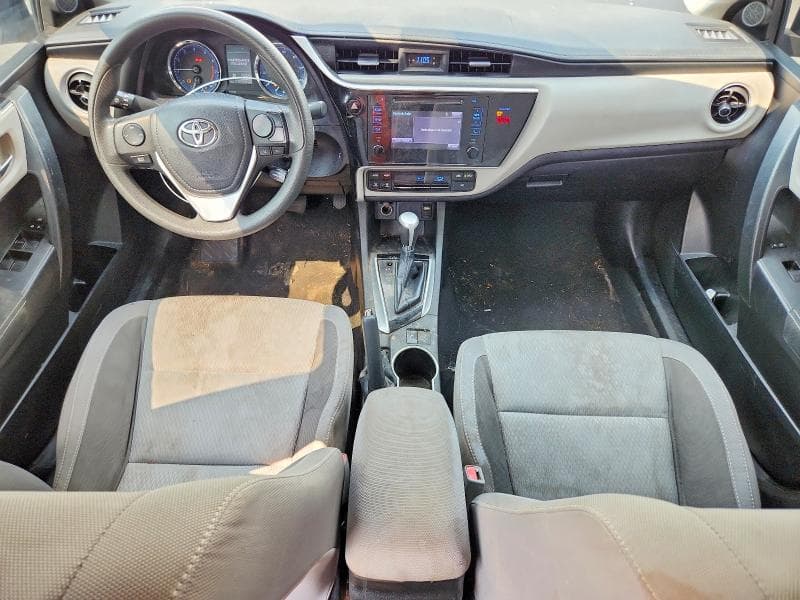 2019 TOYOTA COROLLA LE 8