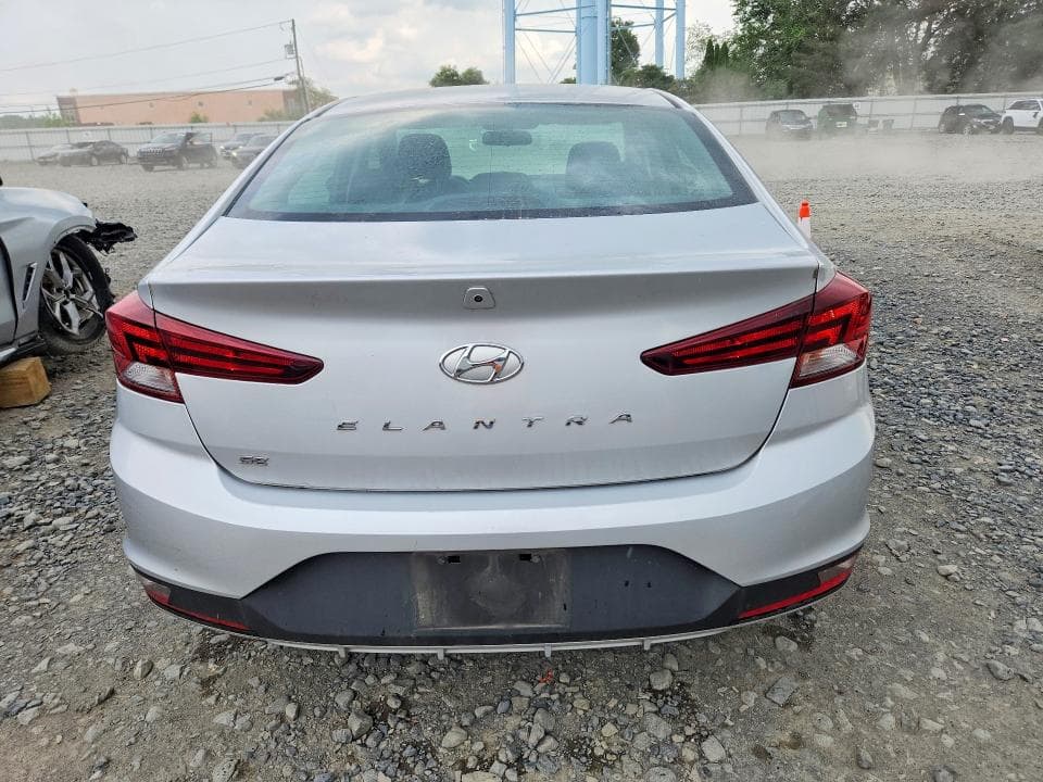 2019 HYUNDAI ELANTRA SE 6