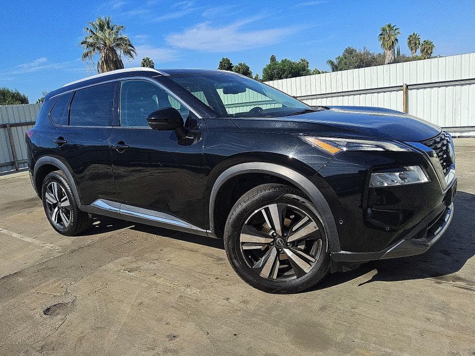 2023 NISSAN ROGUE SL 4