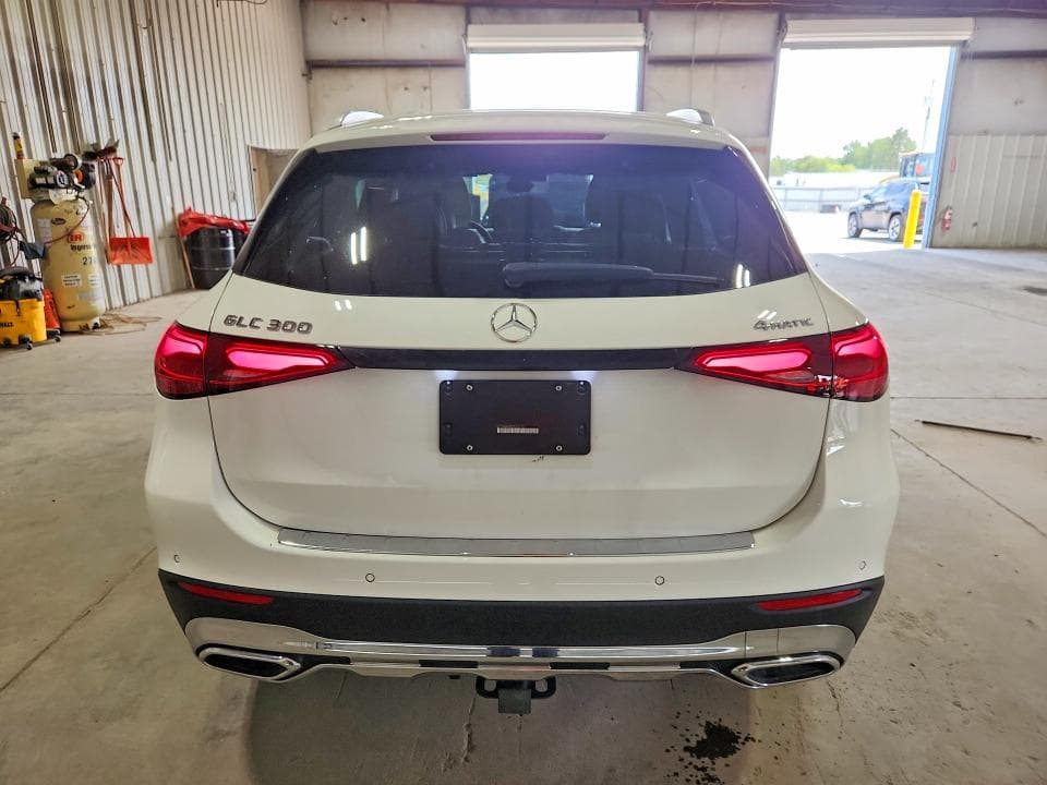 2023 MERCEDES-BENZ GLC 300 4MATIC 6
