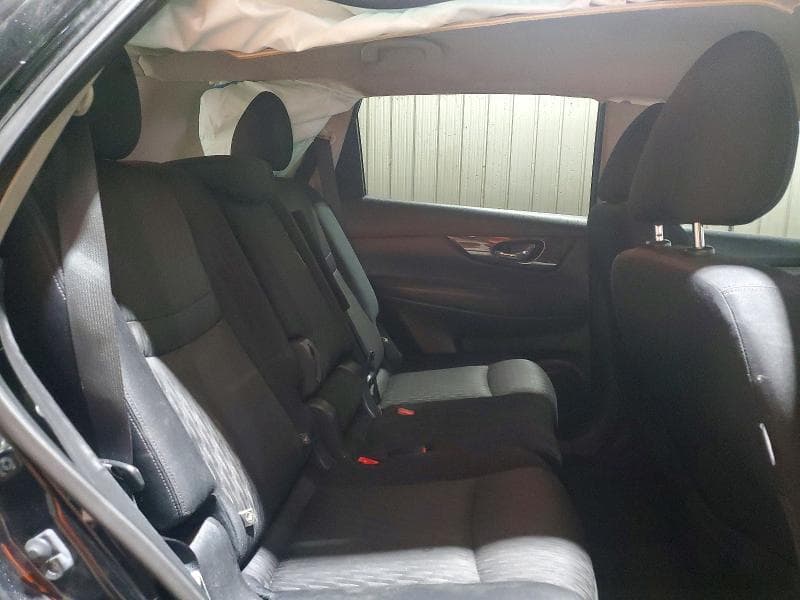 2018 NISSAN ROGUE S 11