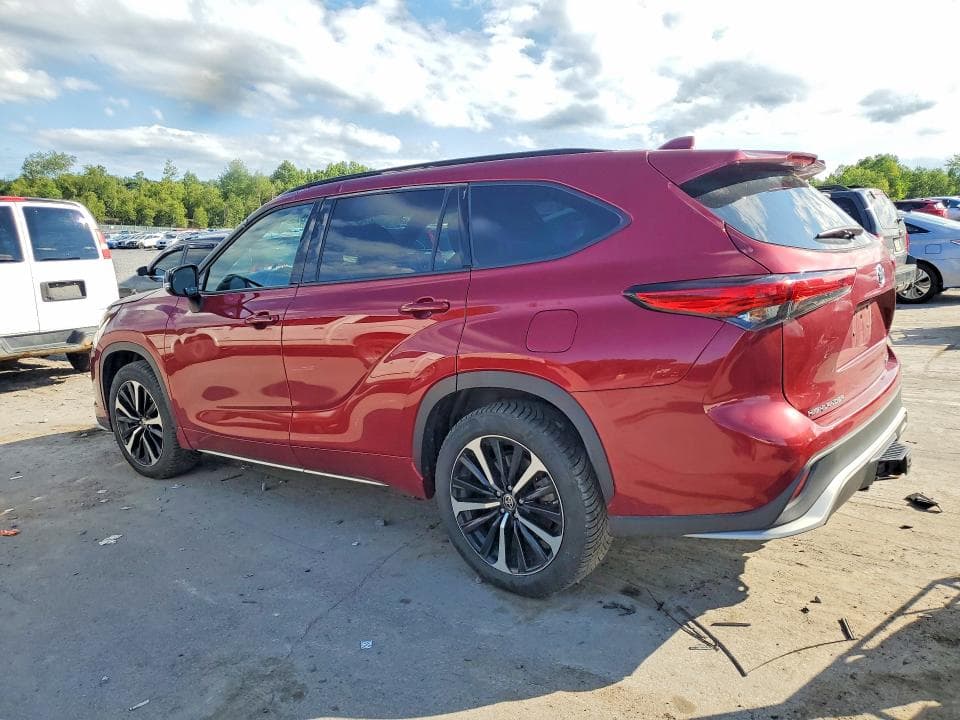 2021 TOYOTA HIGHLANDER XSE 2