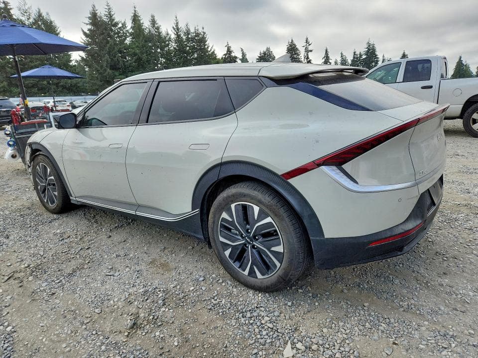 2024 KIA EV6 LIGHT LONG RANGE 2