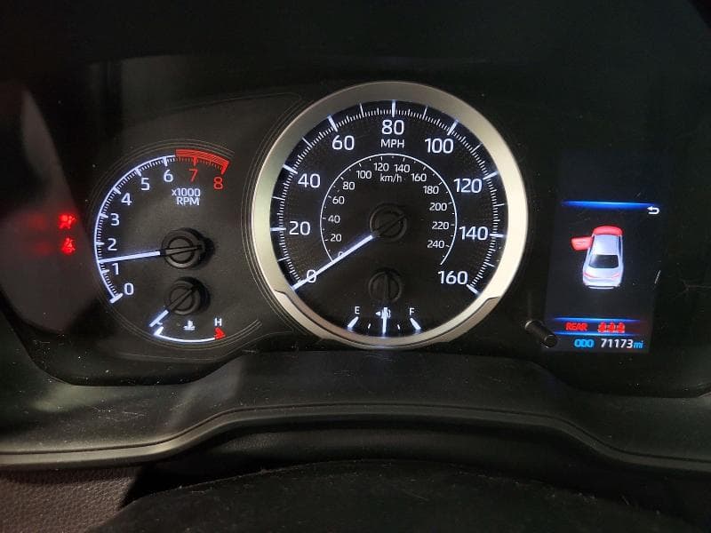 2021 TOYOTA COROLLA LE 9
