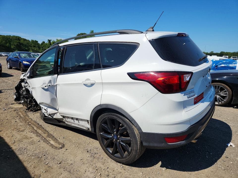 2019 FORD ESCAPE SE 2