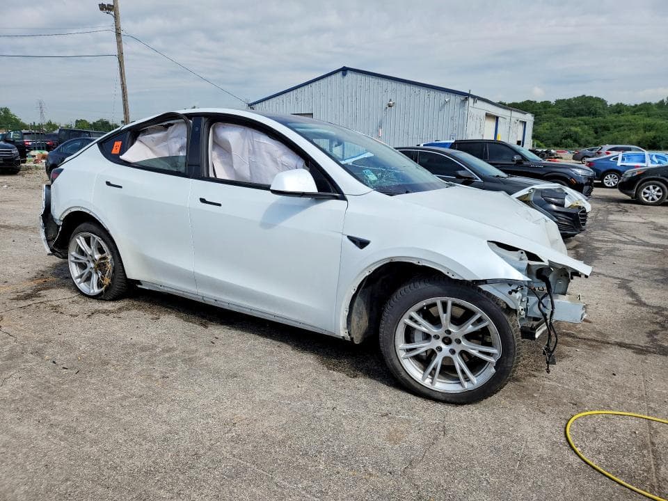 2021 TESLA MODEL Y 4