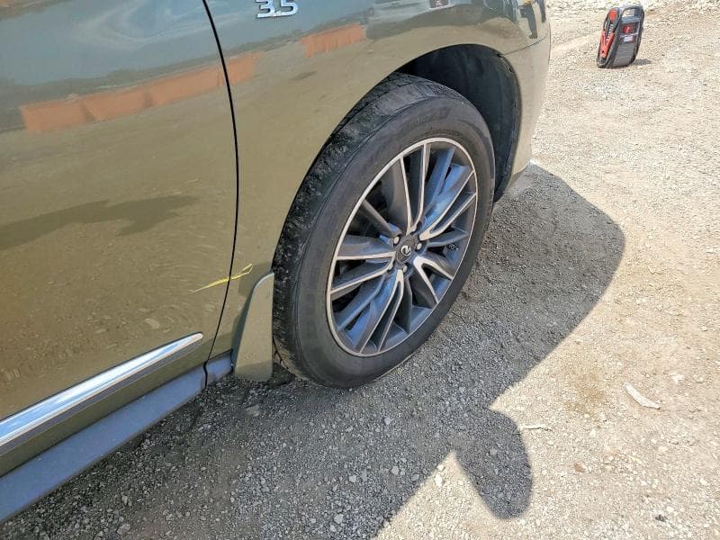 2017 INFINITI QX60 BASE 13