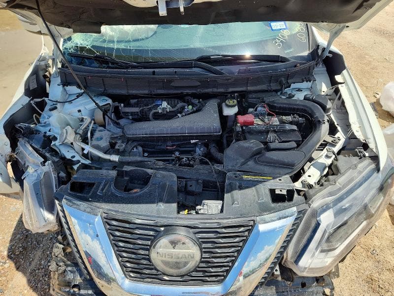 2018 NISSAN ROGUE S 12