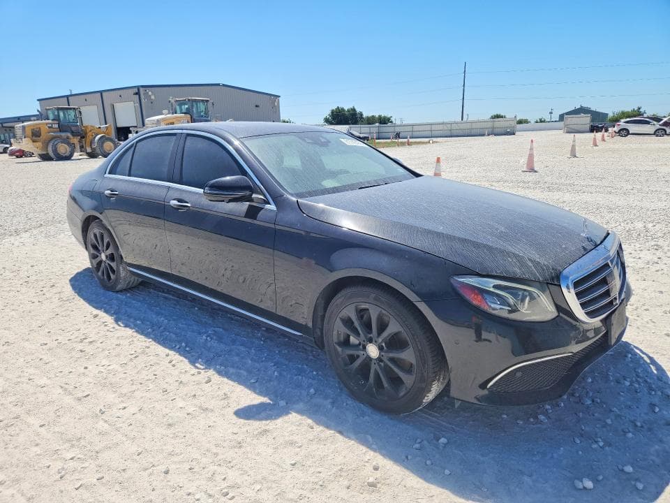 2017 MERCEDES-BENZ E 300 4