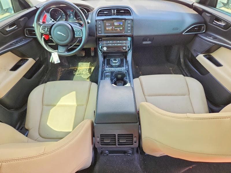 2017 JAGUAR XE PREMIUM 8