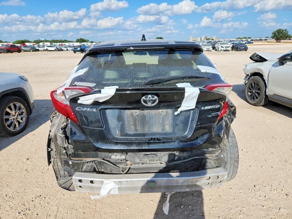 2020 TOYOTA C-HR LIMITED 6