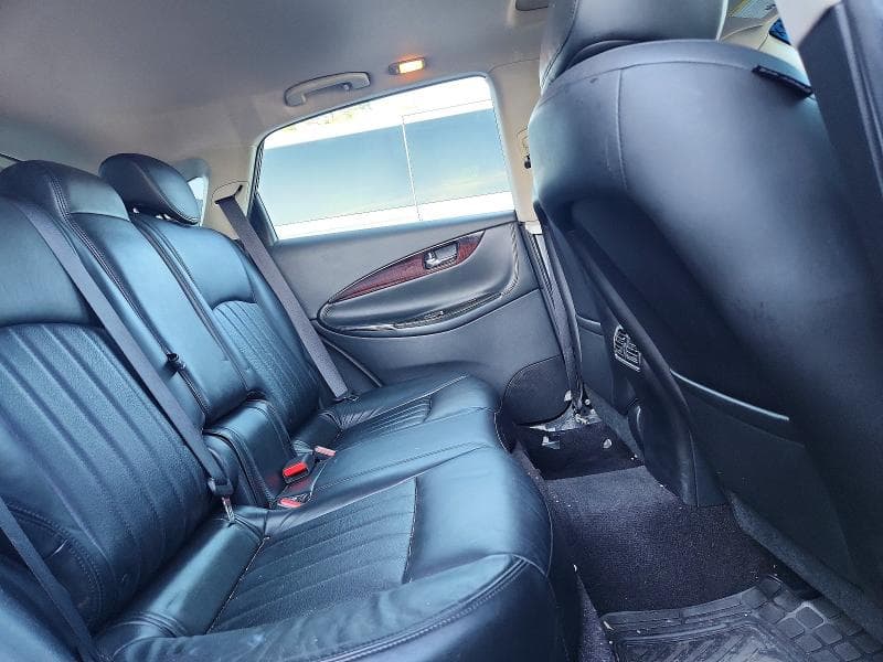 2017 INFINITI QX50 BASE 11