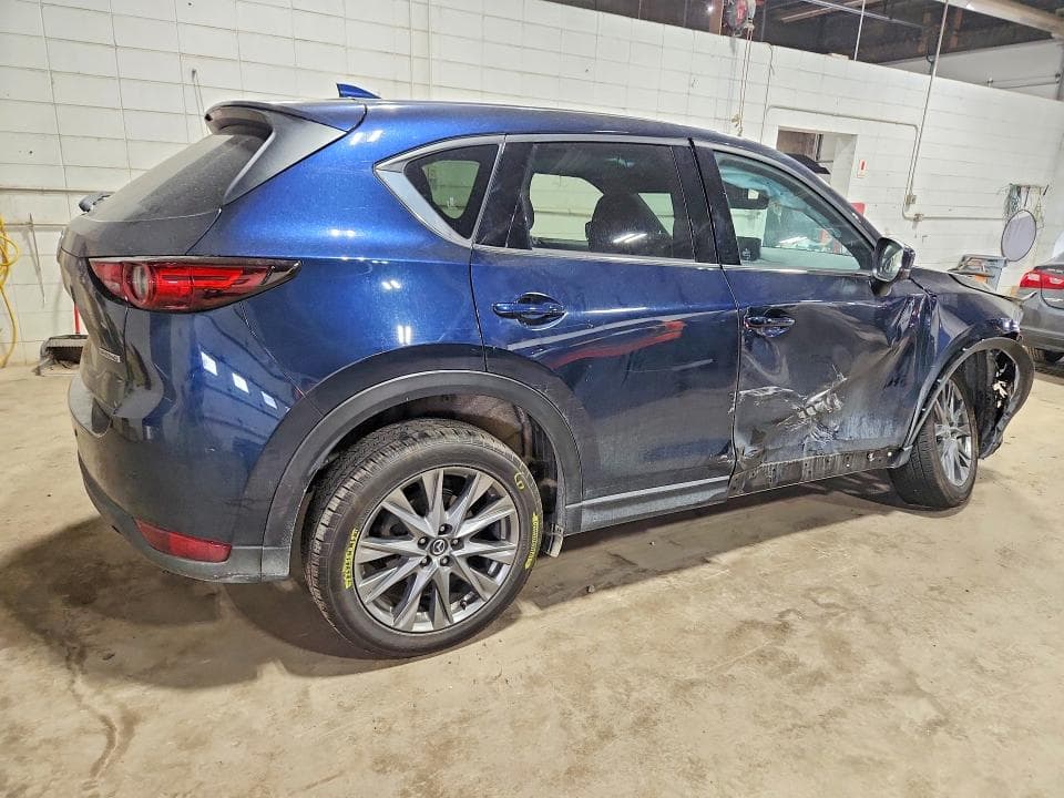 2020 MAZDA CX-5 SIGNATURE 3