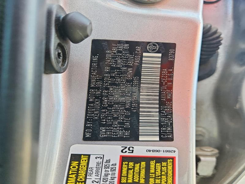 2018 TOYOTA CAMRY SE 12