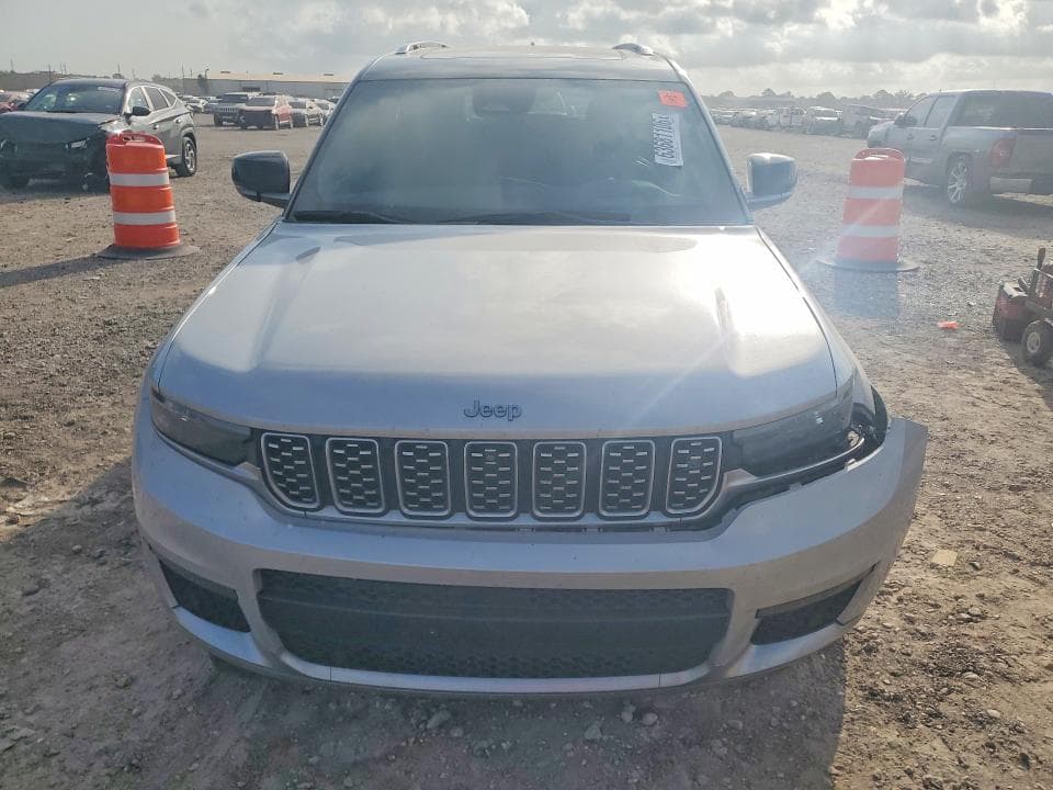 2023 JEEP GRAND CHEROKEE L SUMMIT 5