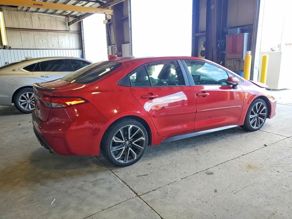 2020 TOYOTA COROLLA XSE 3