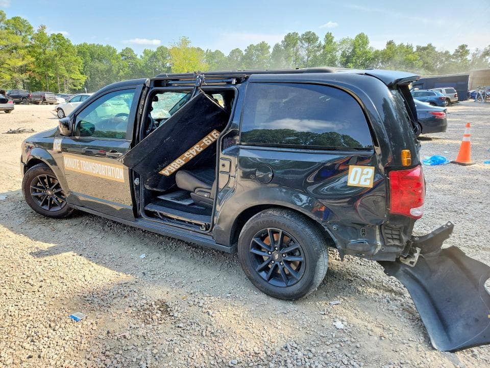 2019 DODGE GRAND CARAVAN GT 2