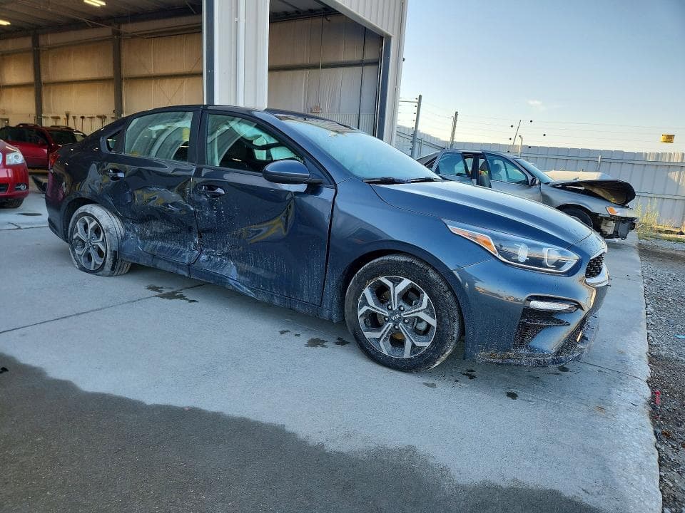 2021 KIA FORTE LXS 4
