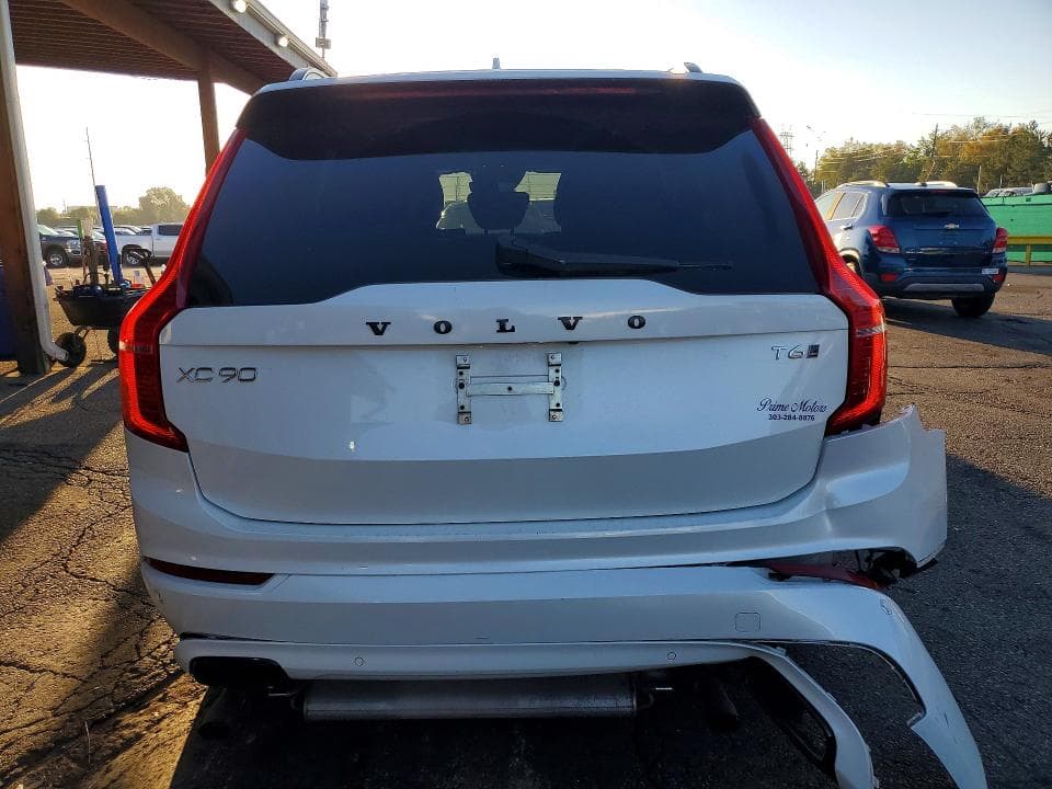 2017 VOLVO XC90 T6 6