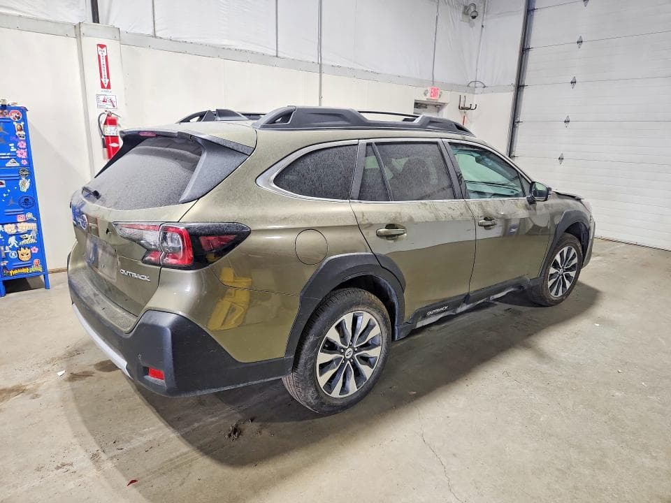 2023 SUBARU OUTBACK LIMITED 3