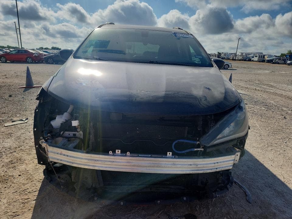 2017 CHRYSLER PACIFICA TOURING L PLUS 5