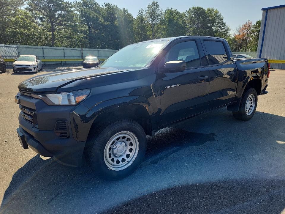 2024 CHEVROLET COLORADO - 1