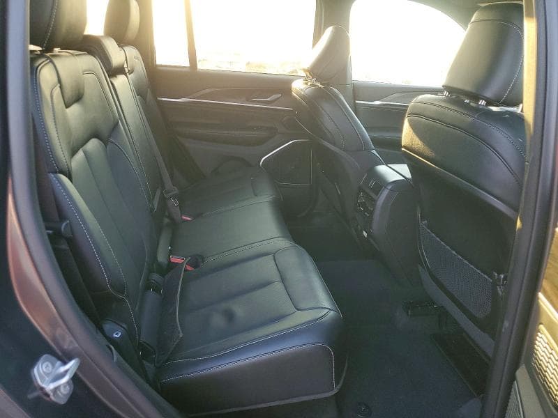 2026 JEEP GRAND CHEROKEE LIMITED 11