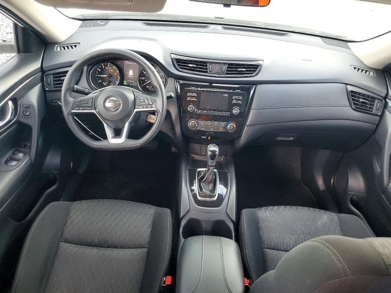 2017 NISSAN ROGUE S 8