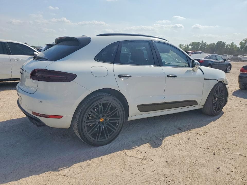 2017 PORSCHE MACAN GTS 3
