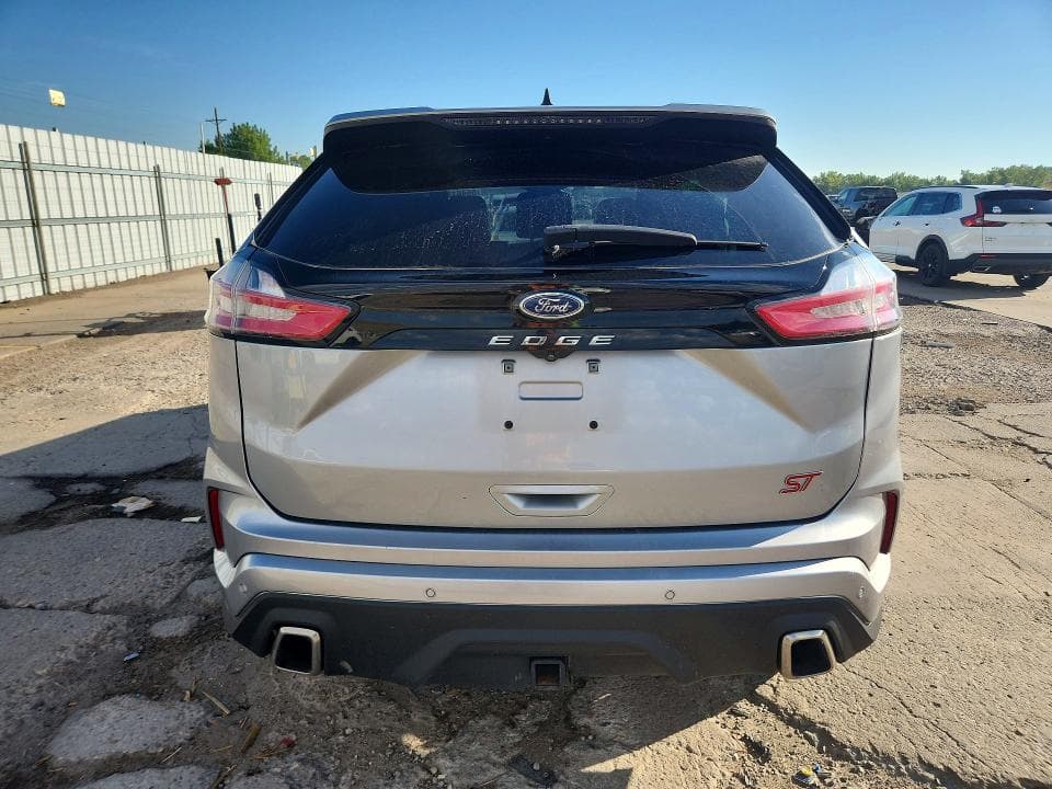 2022 FORD EDGE ST 6