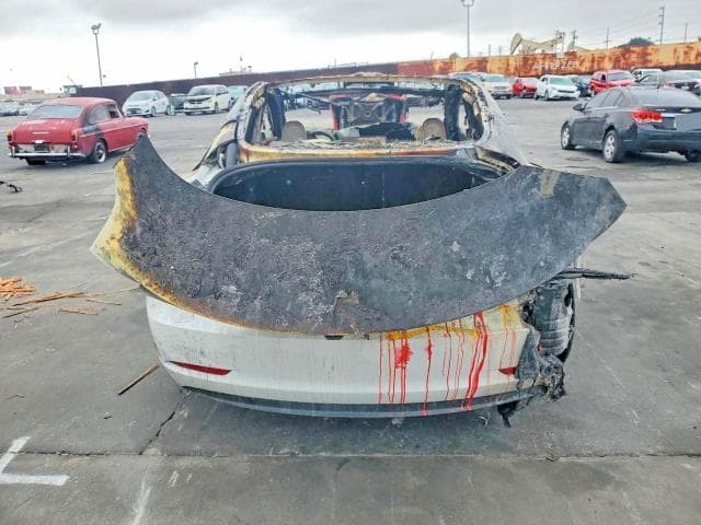 2023 TESLA MODEL 3 6