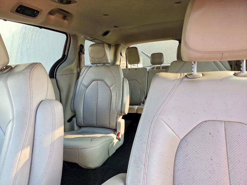 2021 CHRYSLER VOYAGER LXI 10