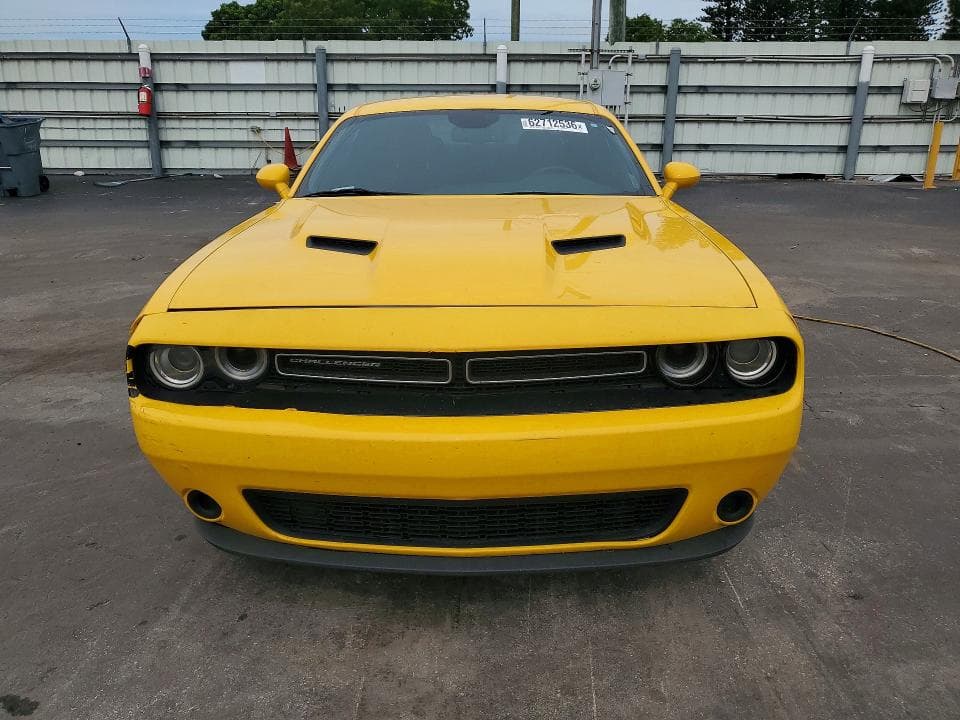 2019 DODGE CHALLENGER SXT 5