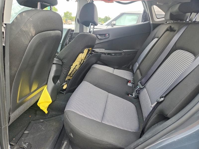2023 HYUNDAI KONA SE 11