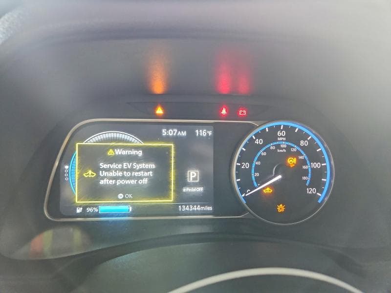 2019 NISSAN LEAF S 9