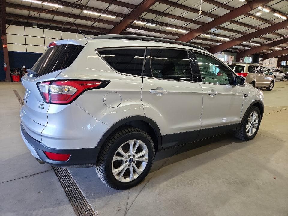2018 FORD ESCAPE SE 3