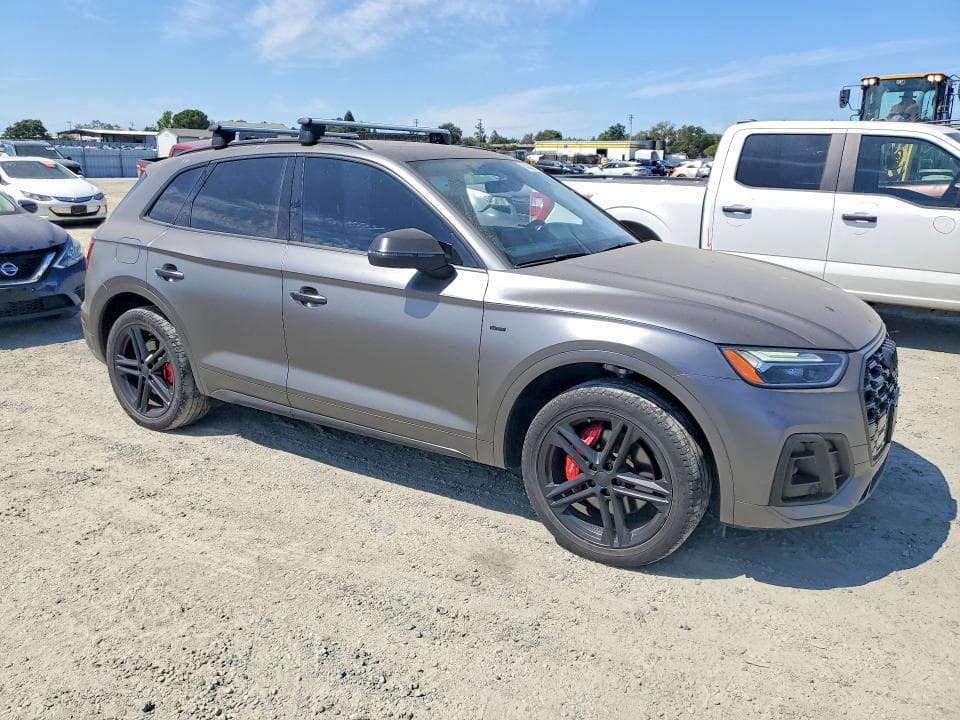 2021 AUDI Q5 E PREMIUM PLUS 4