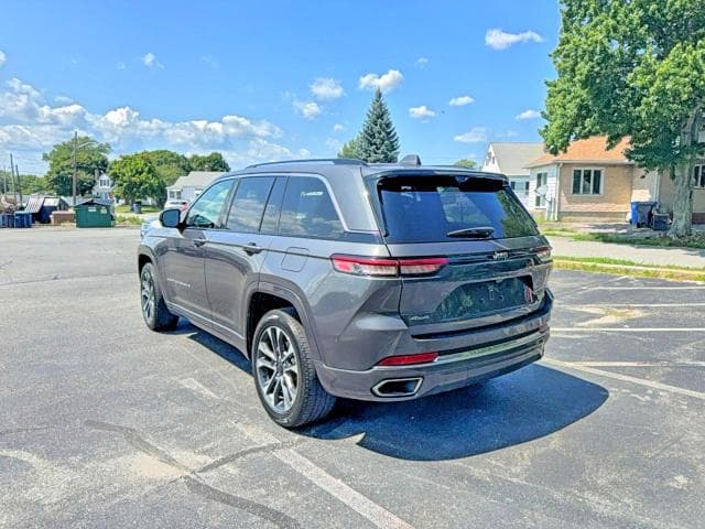 2022 JEEP GRAND CHER OVERLAND 5