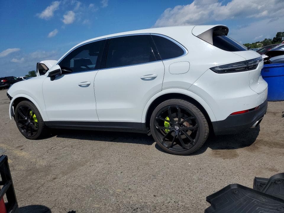 2019 PORSCHE CAYENNE SE HYBRID 2