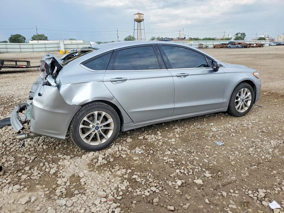2020 FORD FUSION SE 3