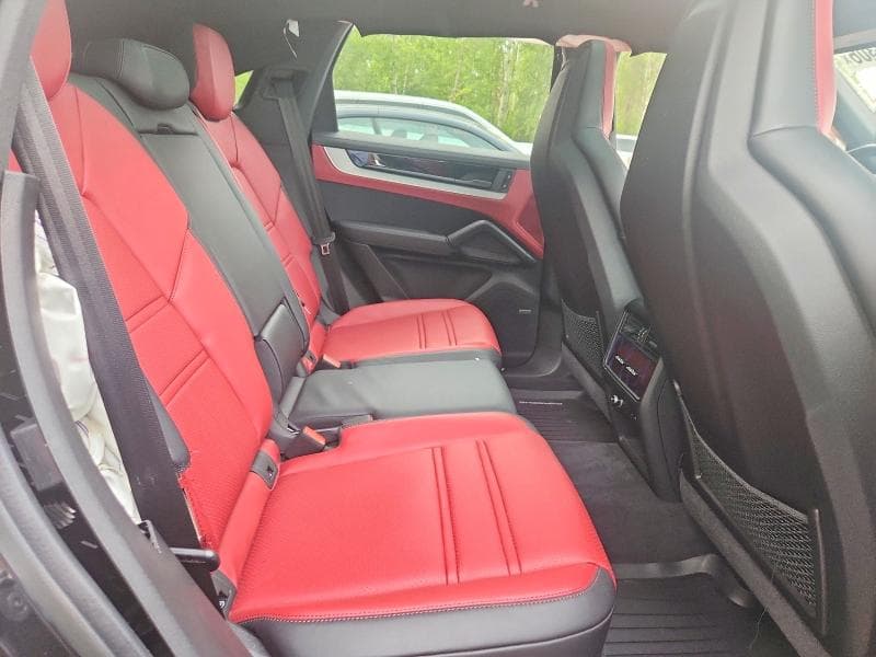 2024 PORSCHE CAYENNE S 11