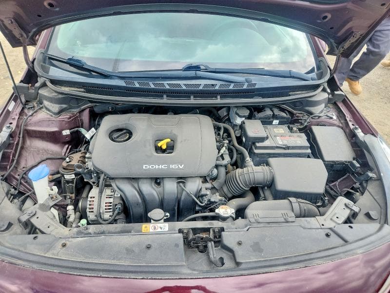 2017 KIA FORTE LX 11