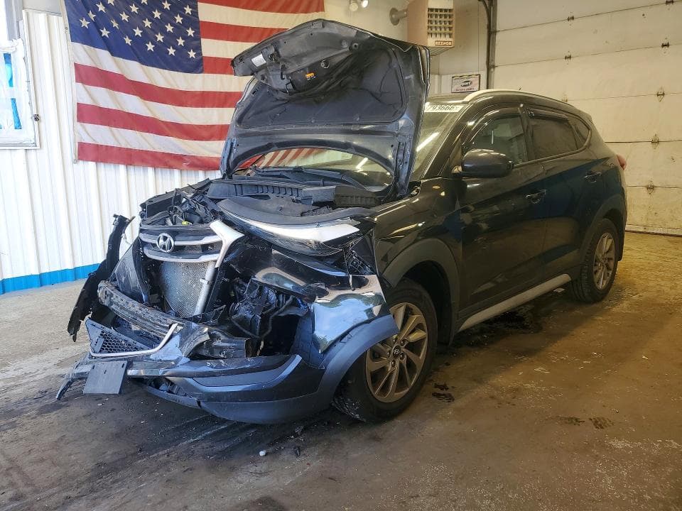 2017 HYUNDAI TUCSON SE - 1