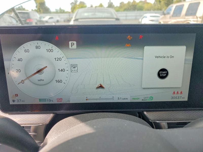 2024 GENESIS GV60 ADVANCED 9