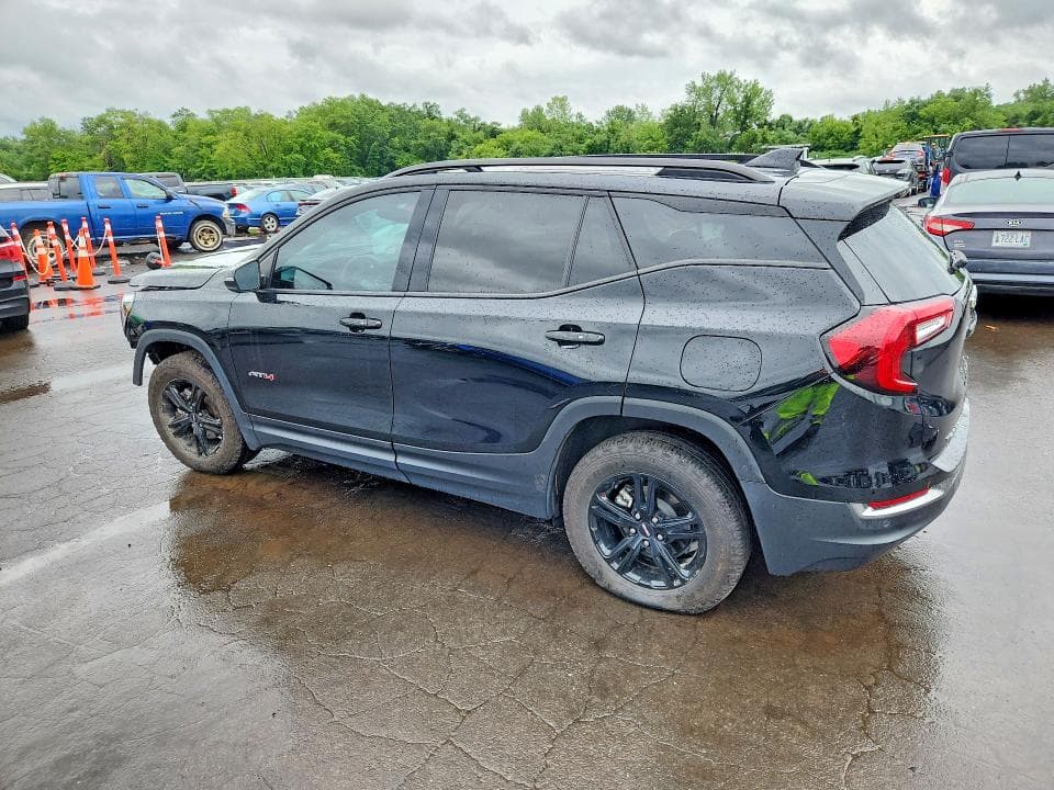 2023 GMC TERRAIN AT4 2