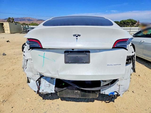 2022 TESLA MODEL Y 6