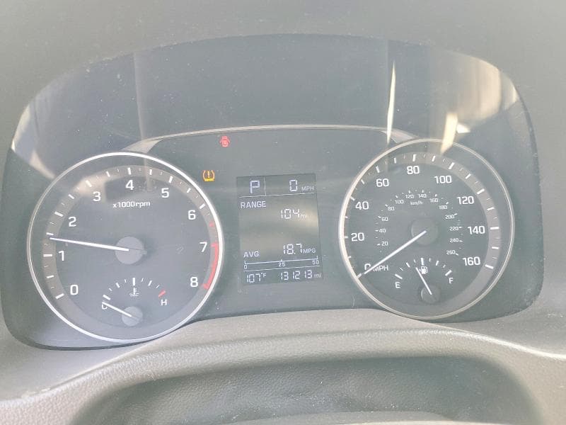 2017 HYUNDAI ELANTRA SE 9
